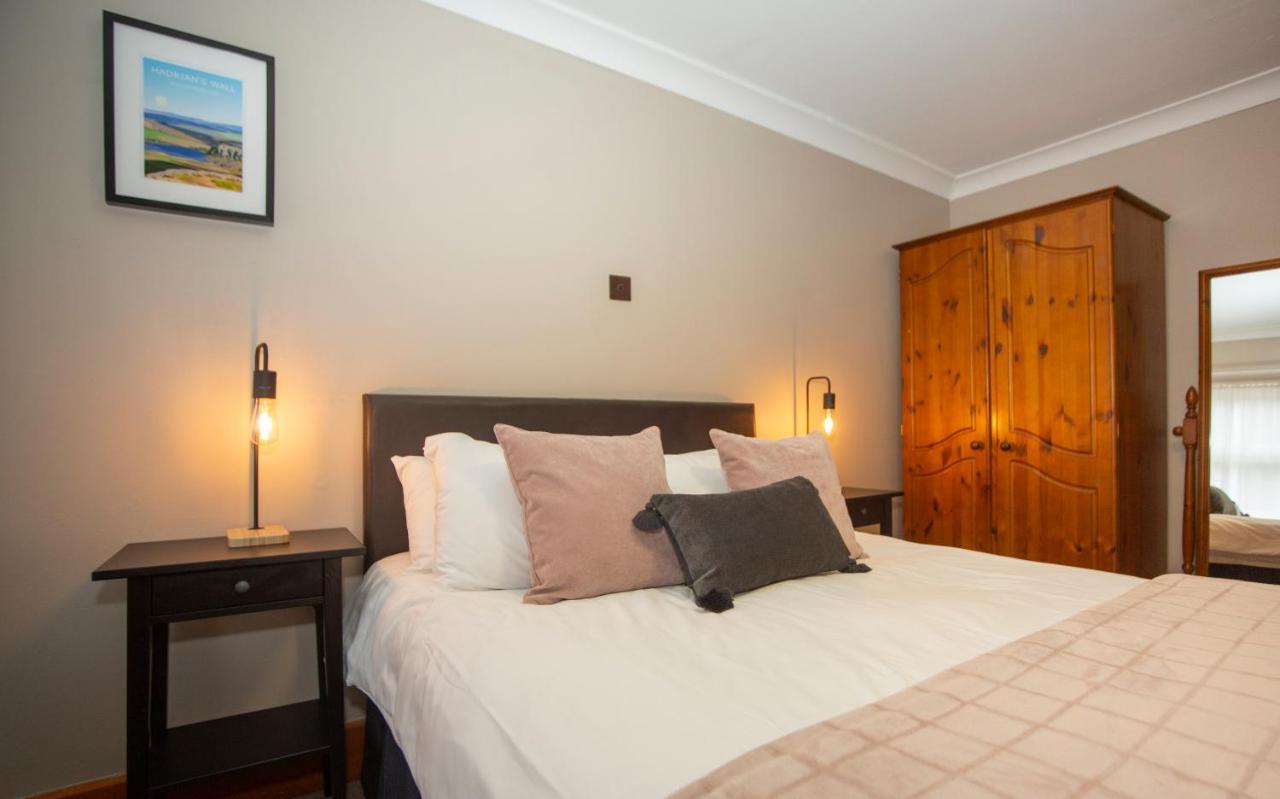 Redesdale Arms Hotel Otterburn Exterior photo